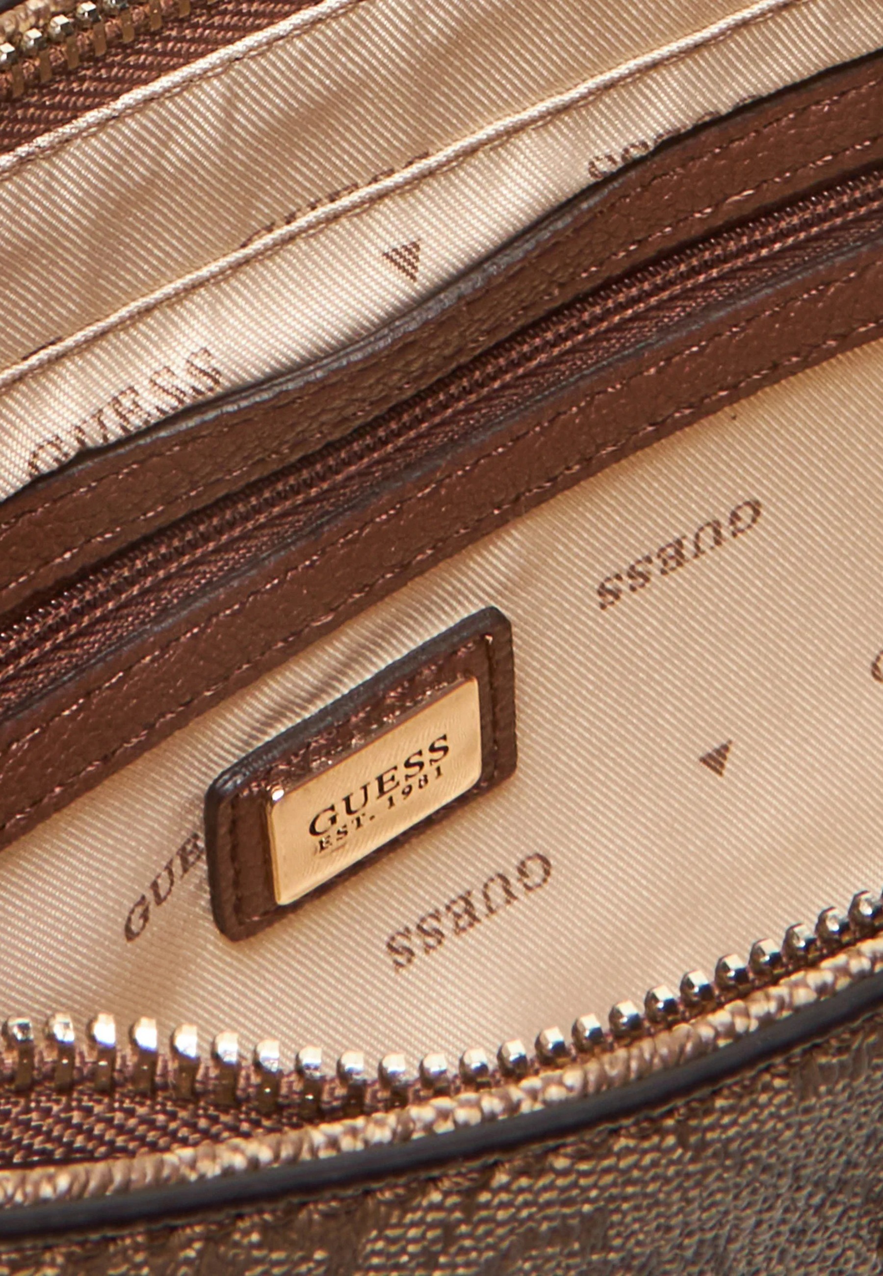 Guess Bag 5
