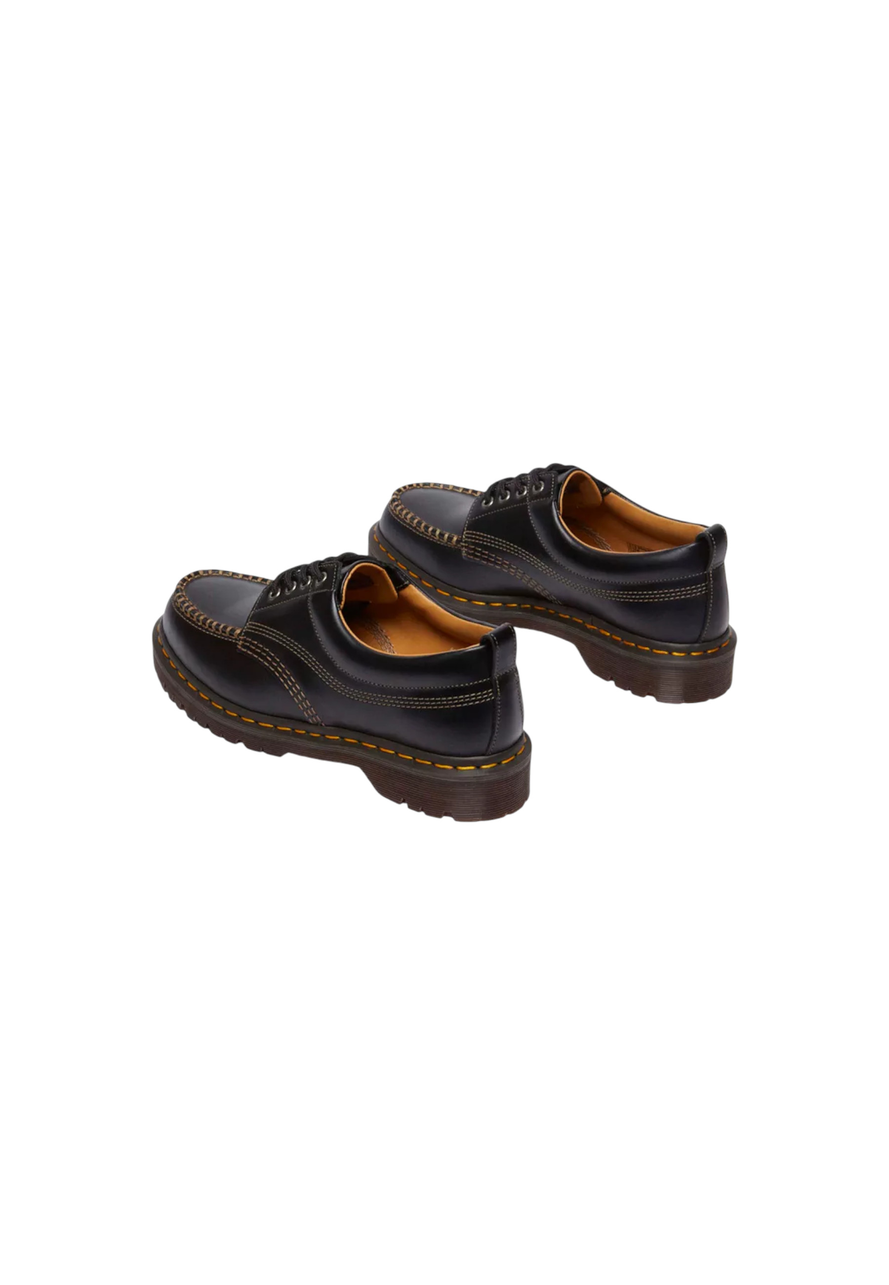 Dr. Martens Moccassin 4