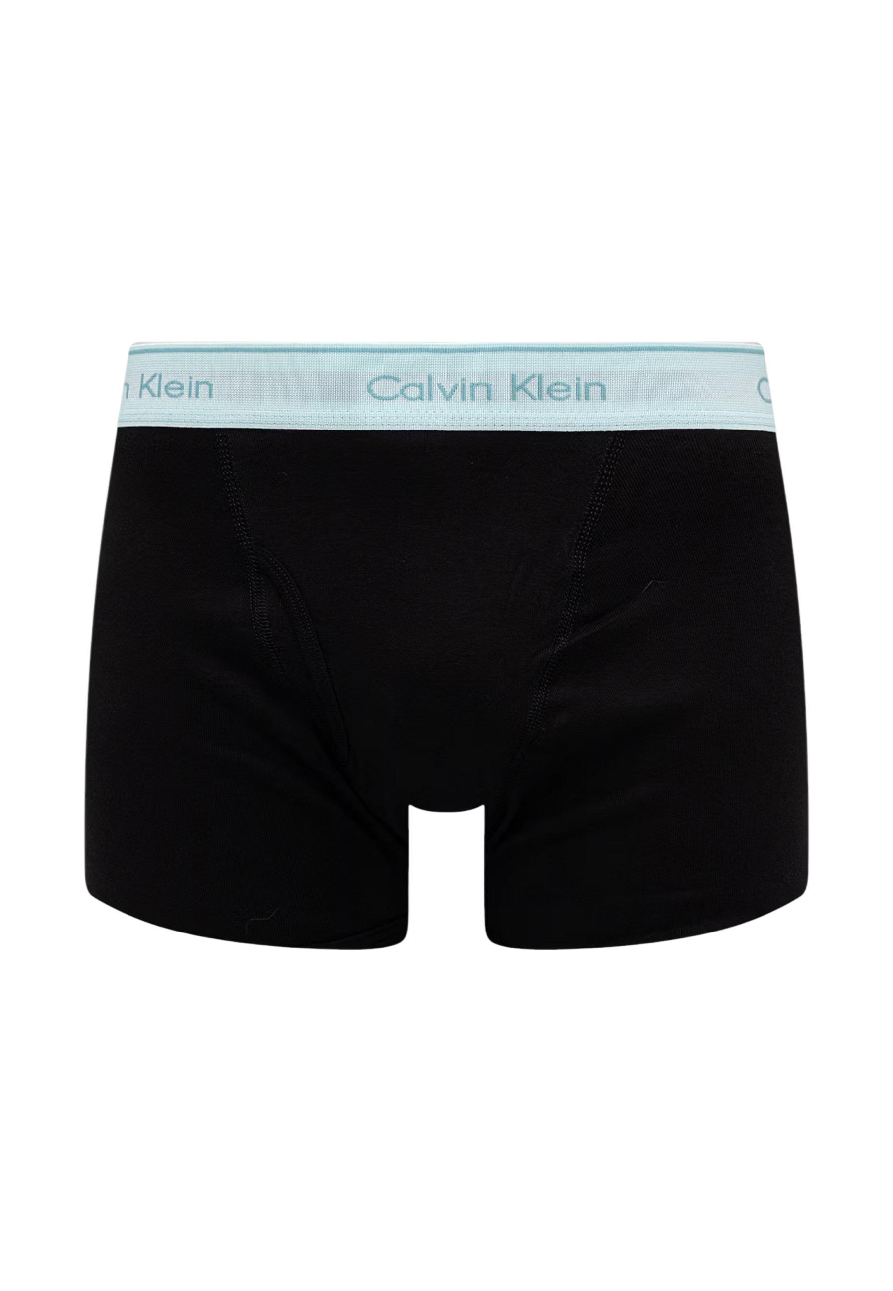 Calvin Klein Underwear 3