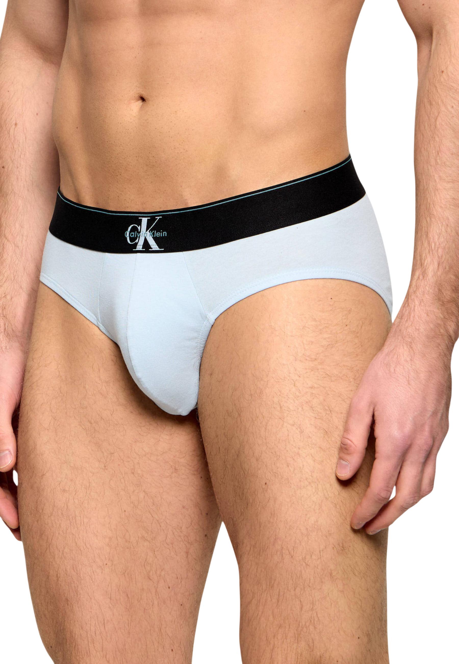 Calvin Klein Underwear 3
