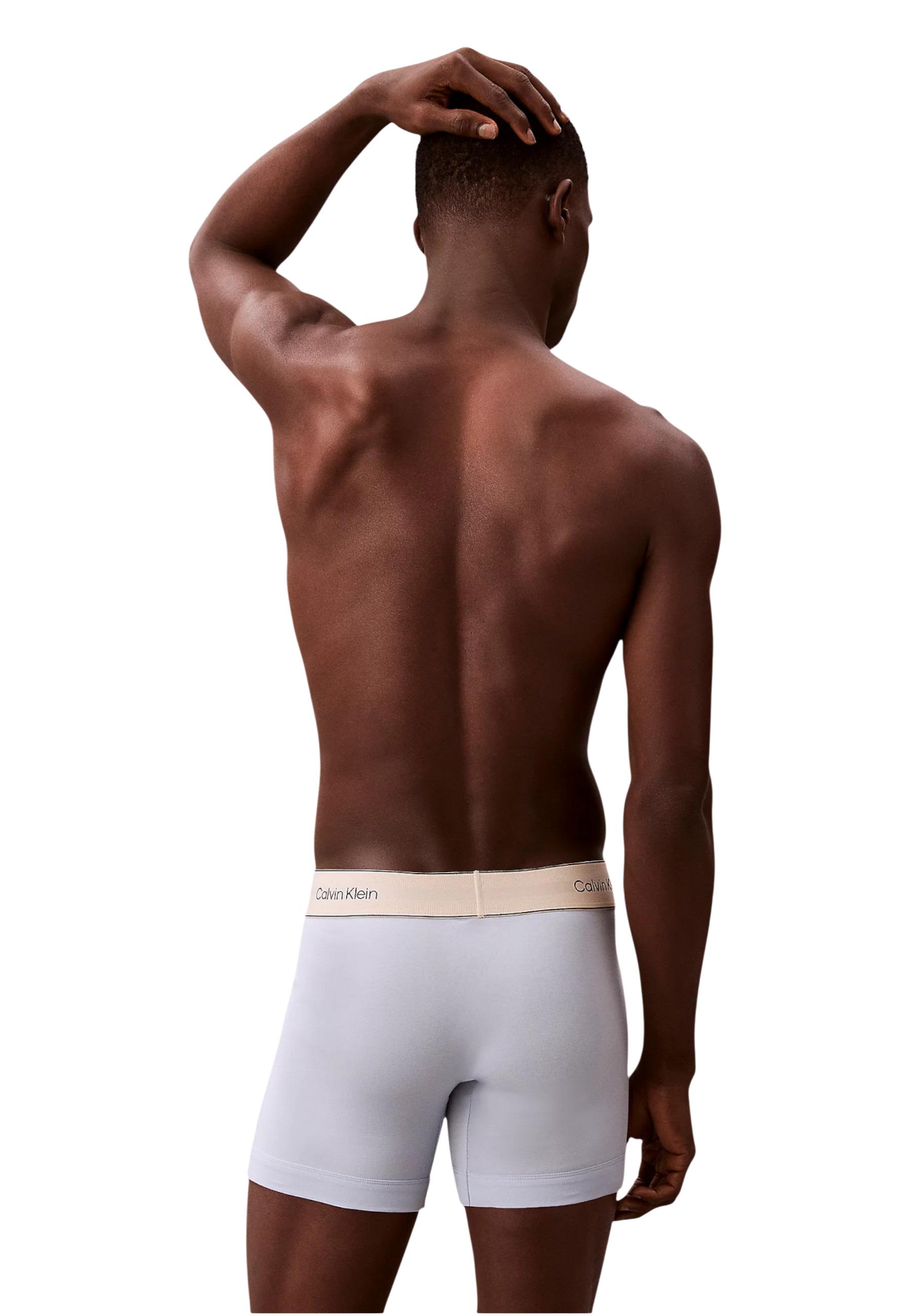 Calvin Klein Underwear 5