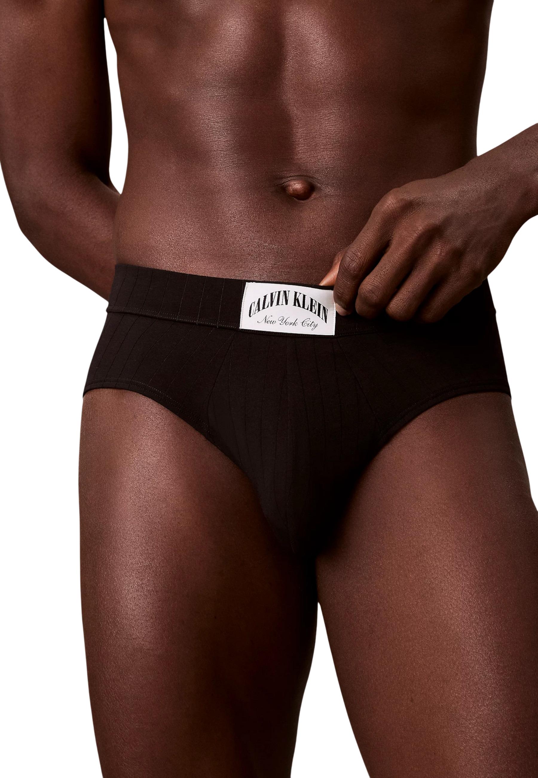 Calvin Klein Underwear 3