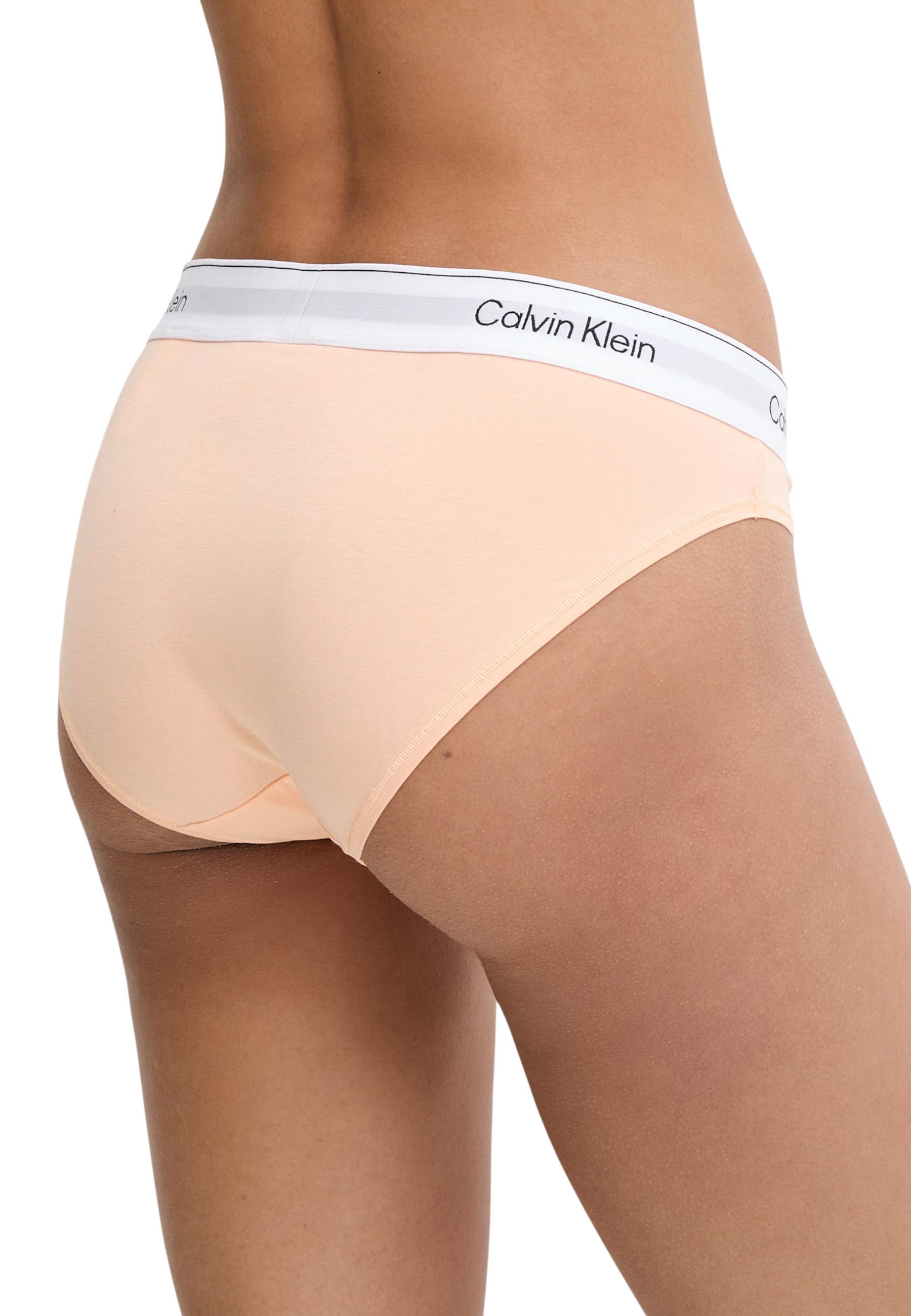 Calvin Klein Jeans Beachwear 3
