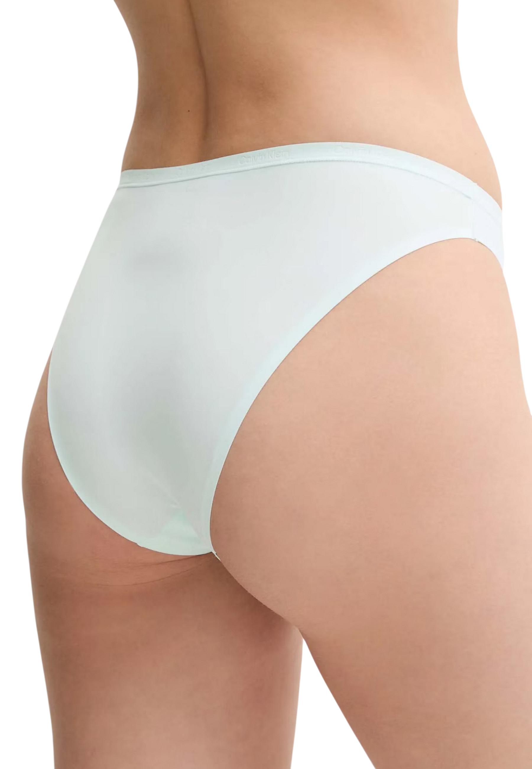 Calvin Klein Jeans Beachwear 2