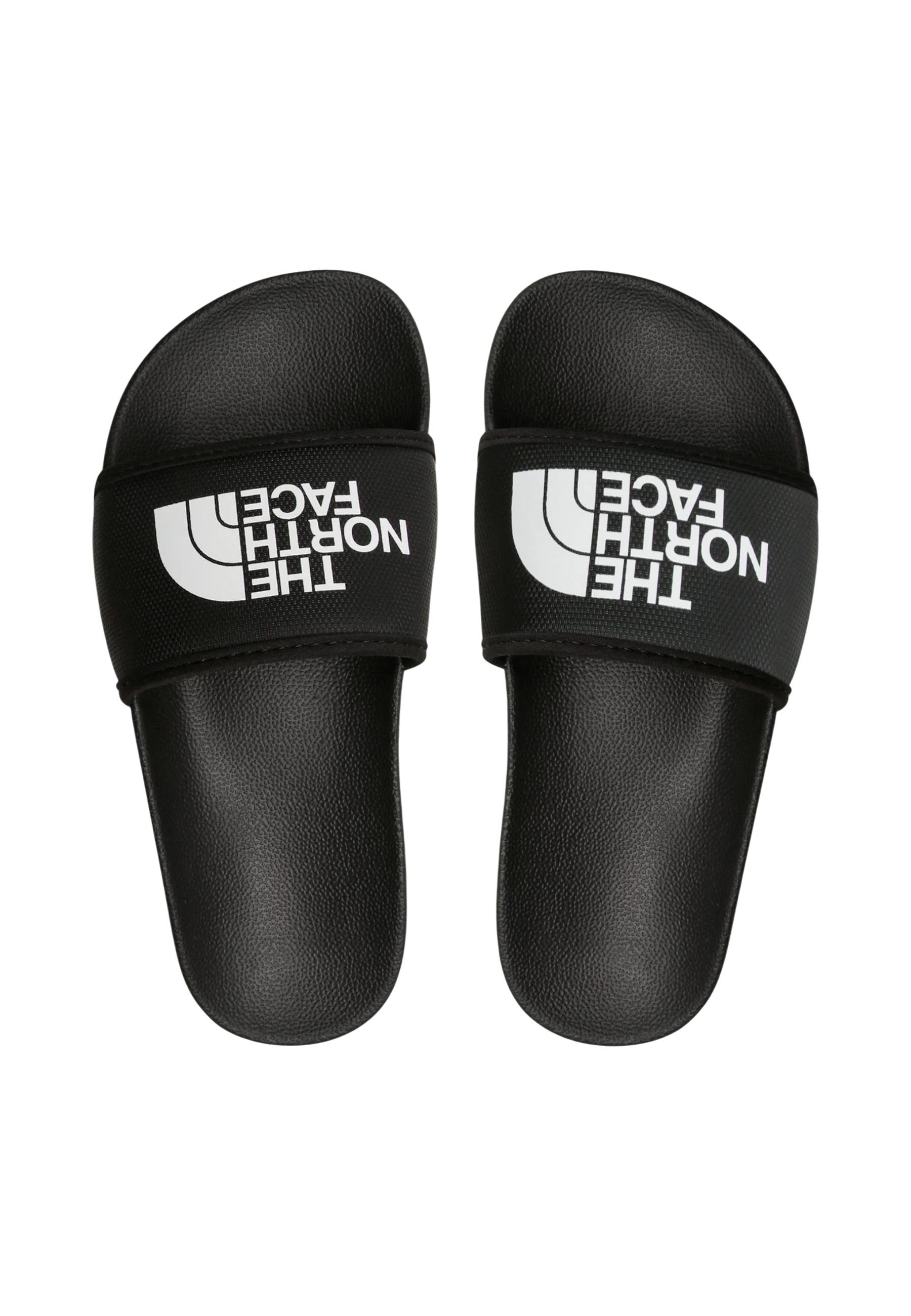 The North Face Slippers 1