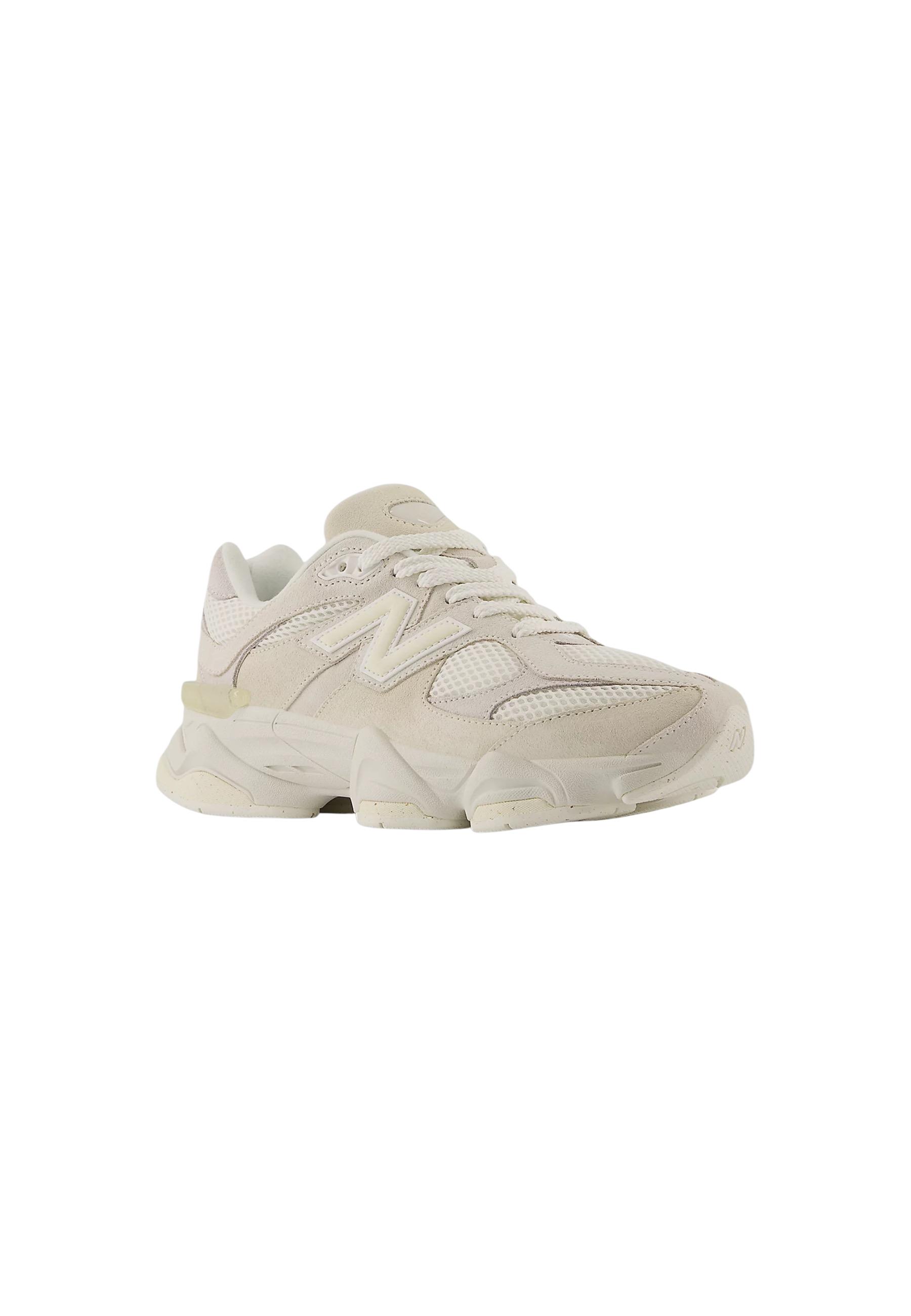 New Balance Sneakers 4