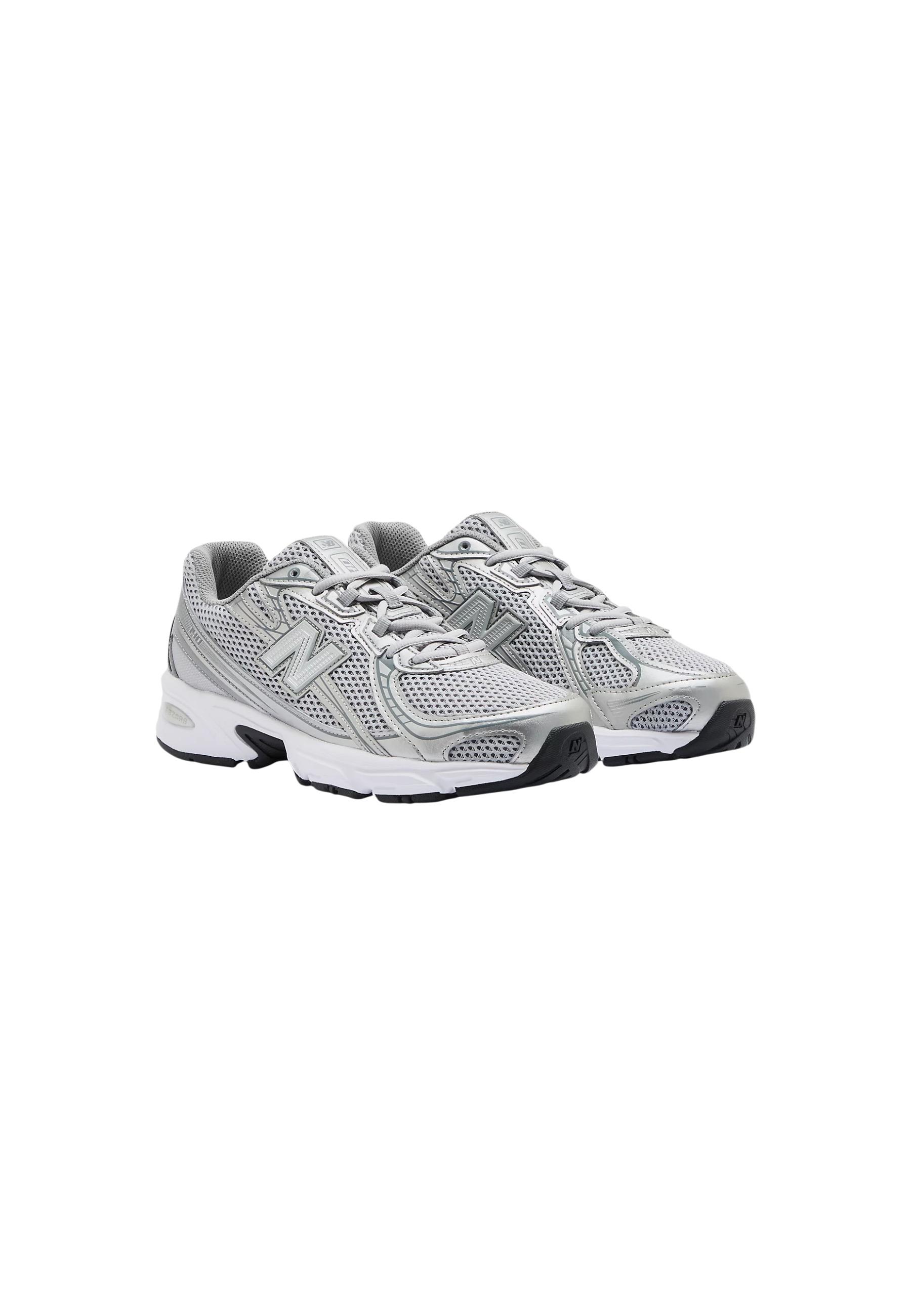 New Balance Sneakers 4