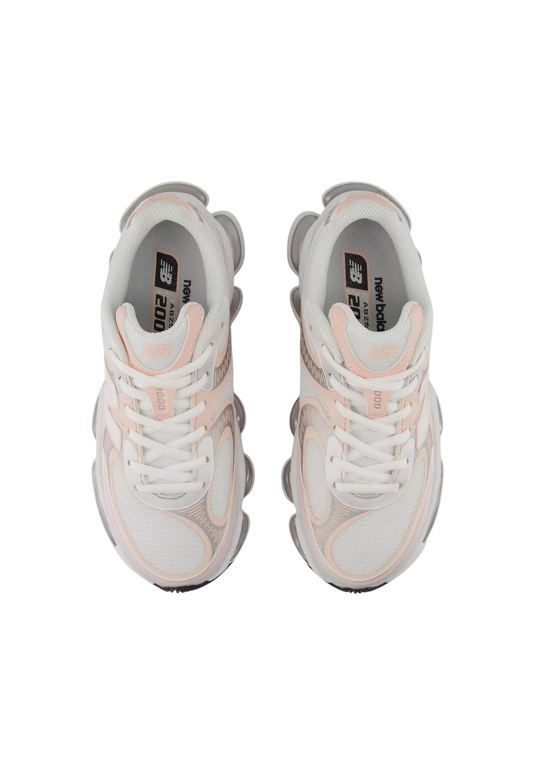 New Balance Sneakers 3