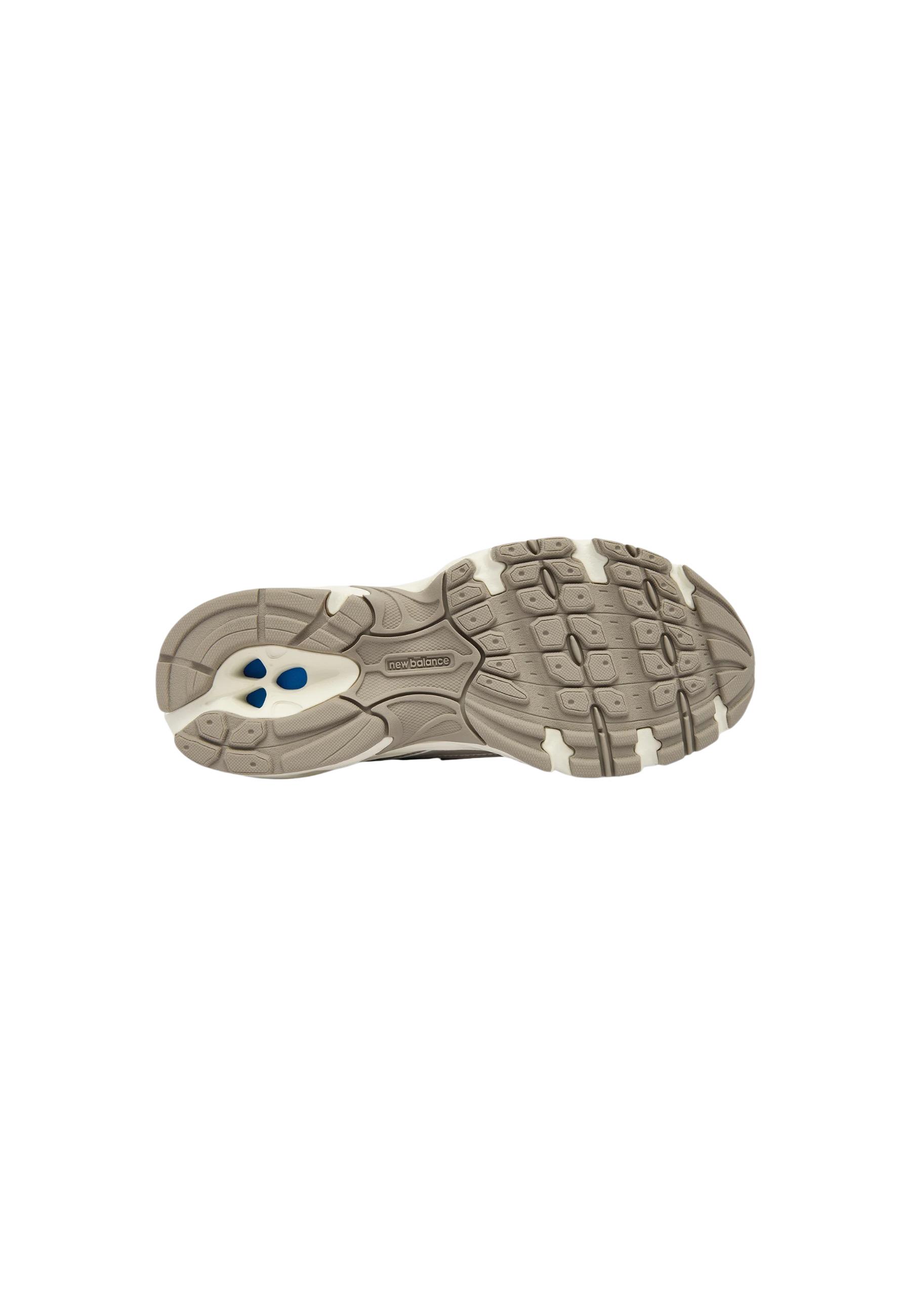 New Balance Sneakers 4