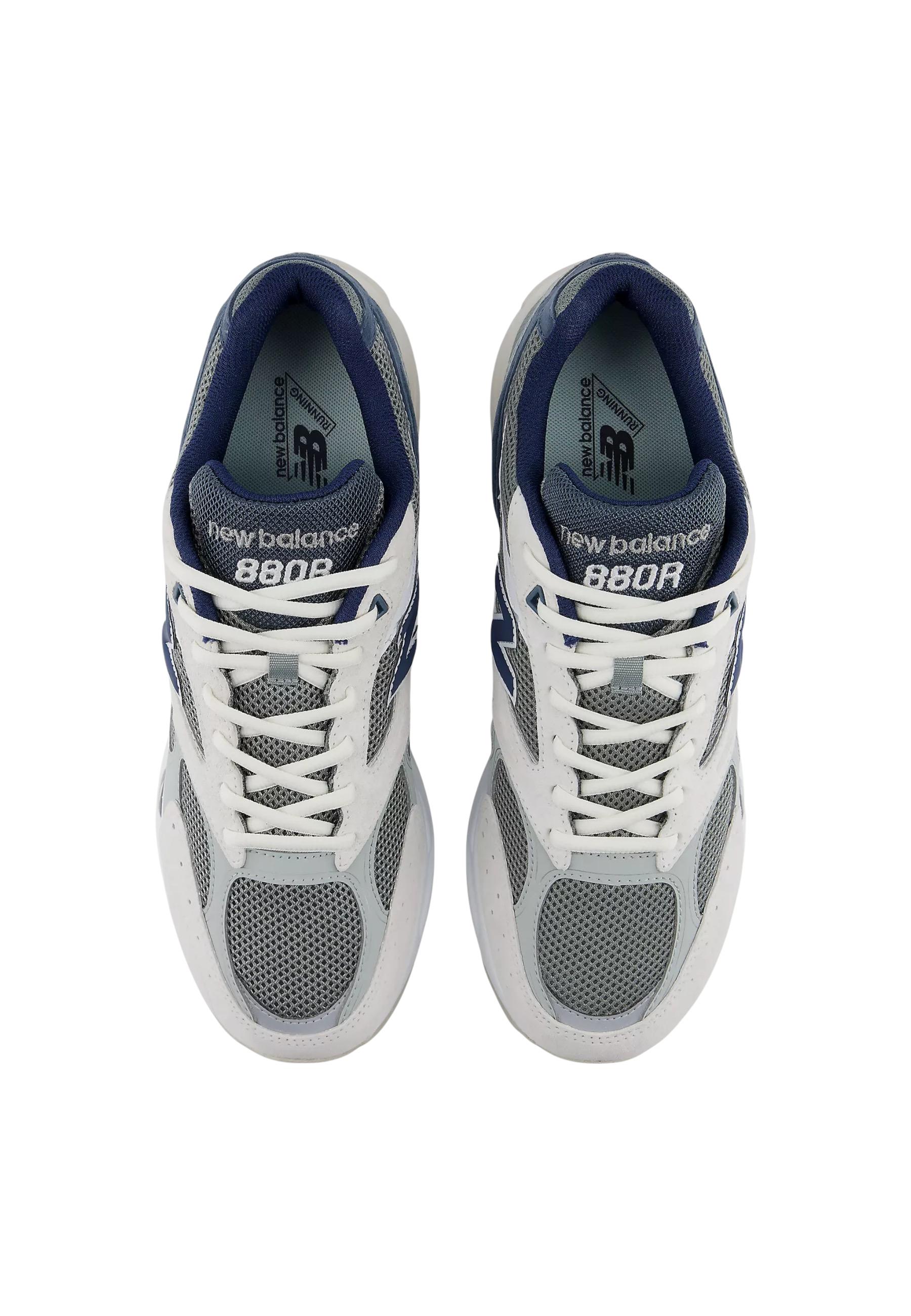 New Balance Sneakers 3