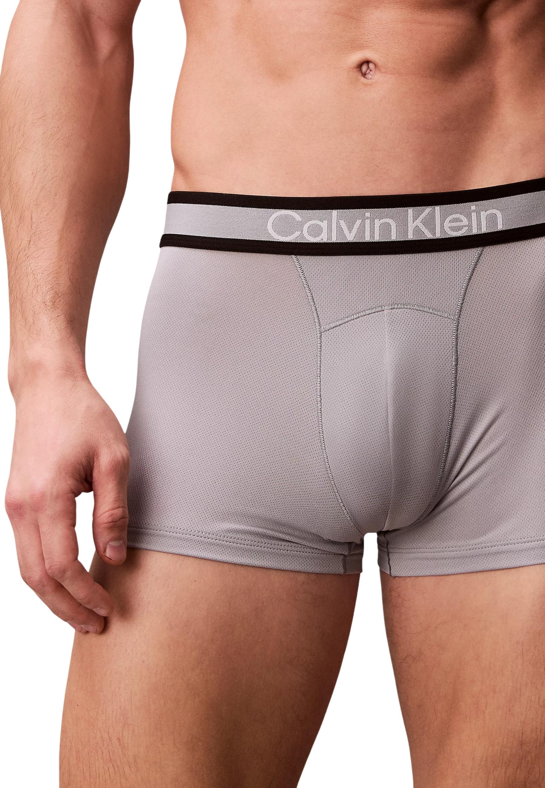 Calvin Klein Underwear 2