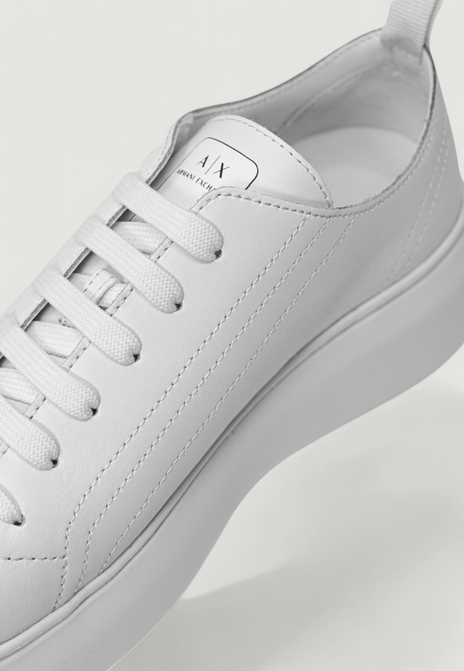Armani Exchange Sneakers 10