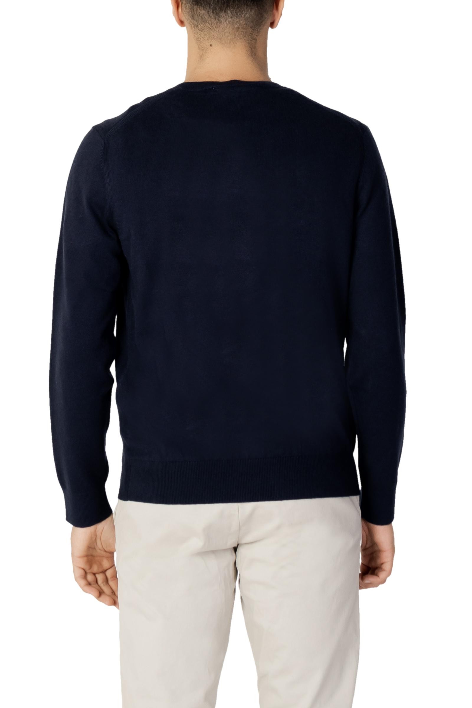 Diktat Men Knitwear