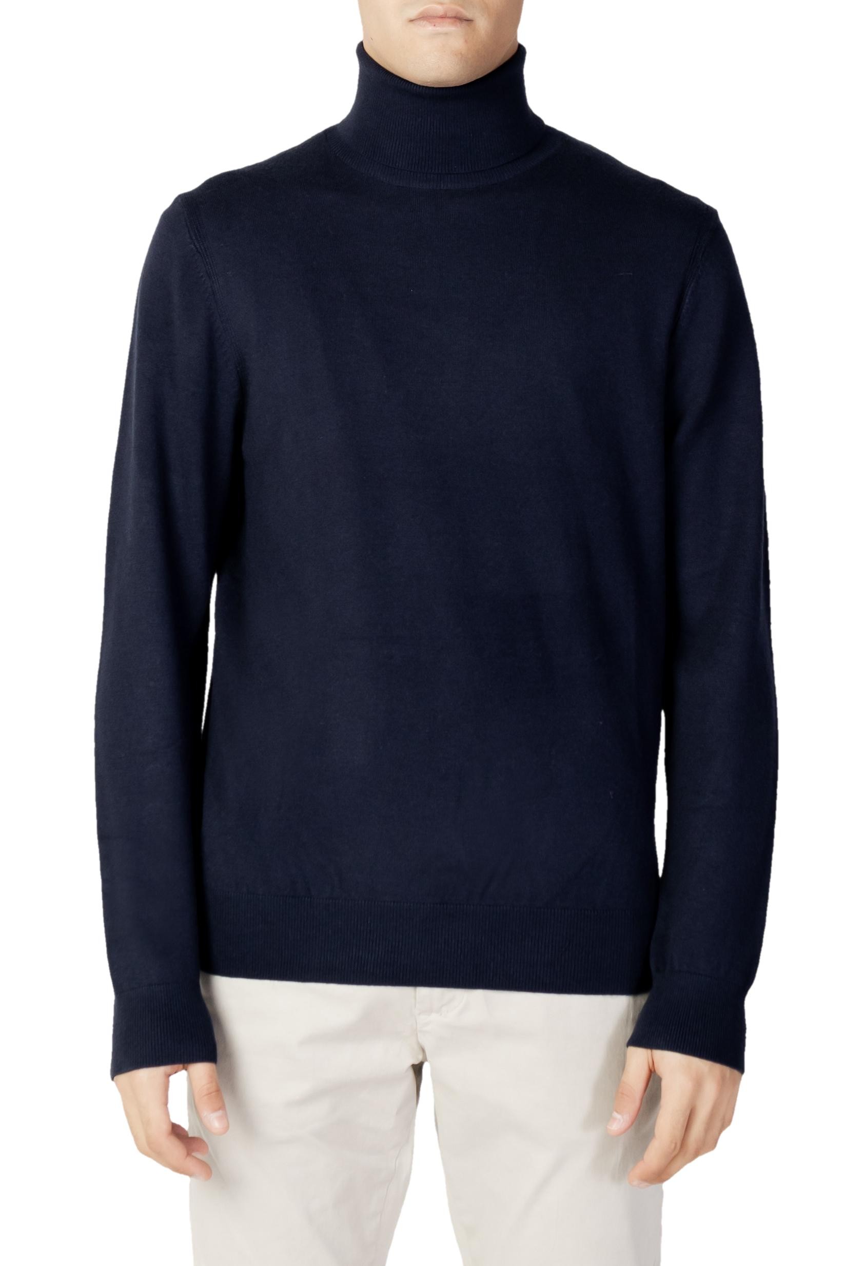 Diktat Knitwear 3