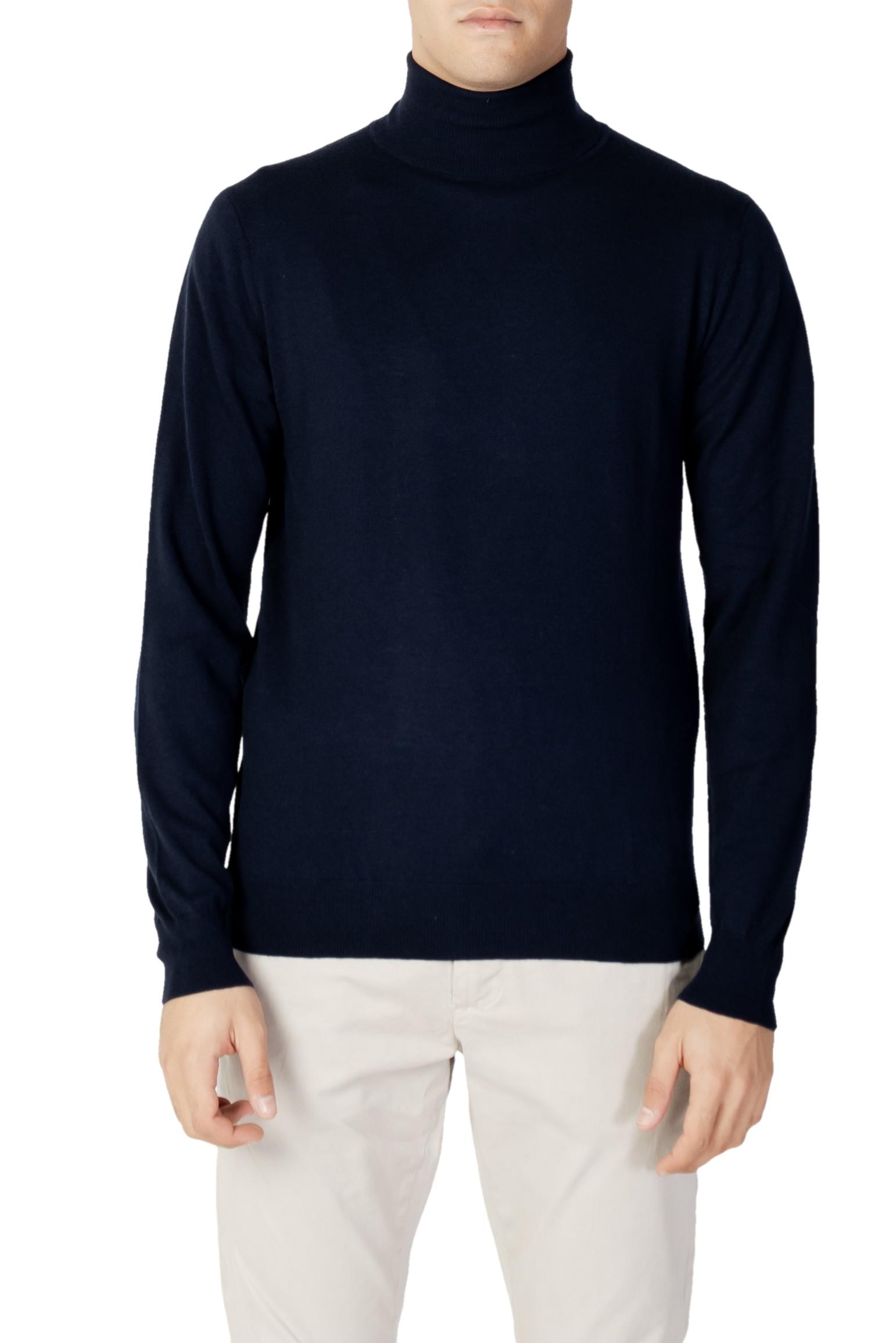 Diktat Men Knitwear