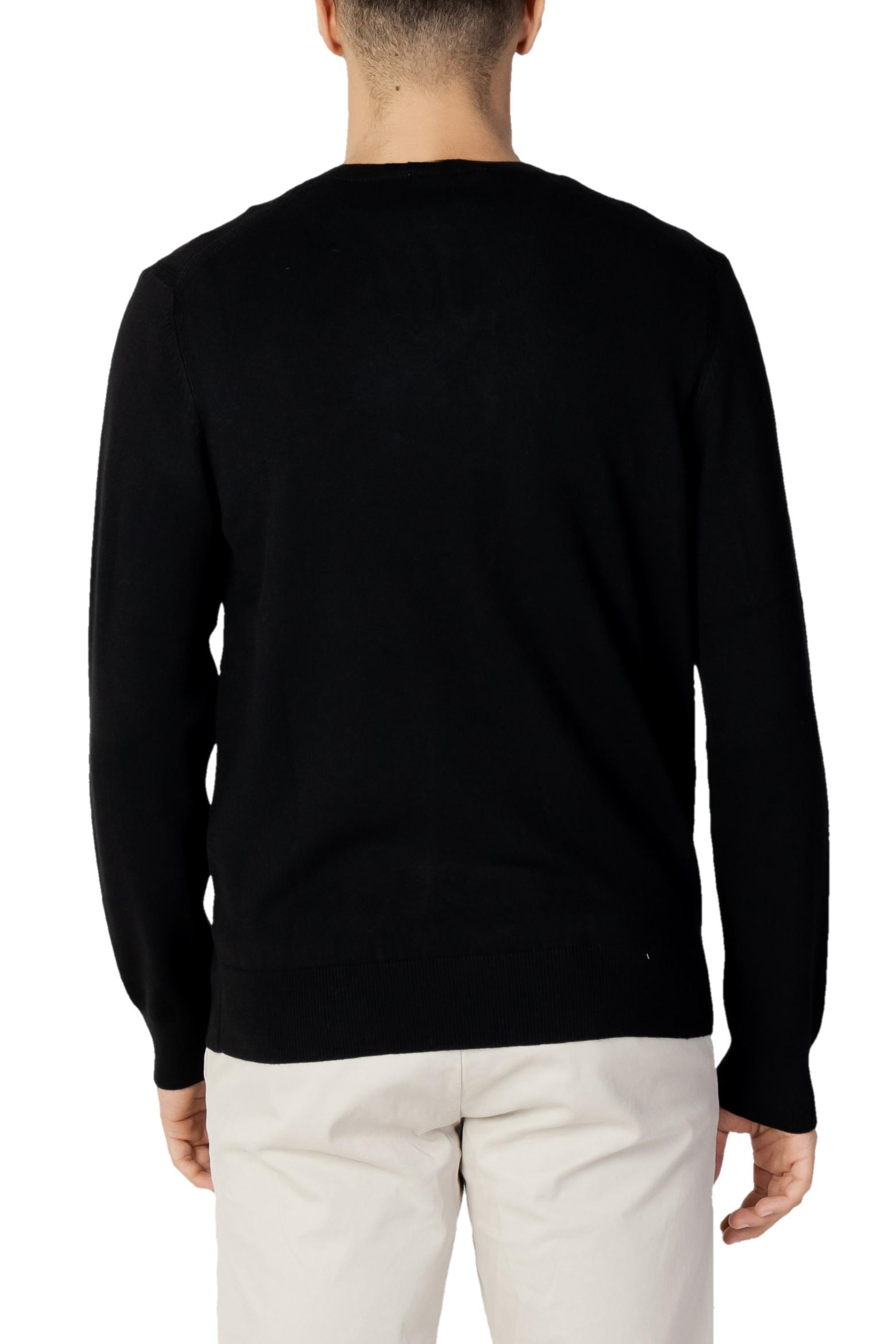 Diktat Men Knitwear