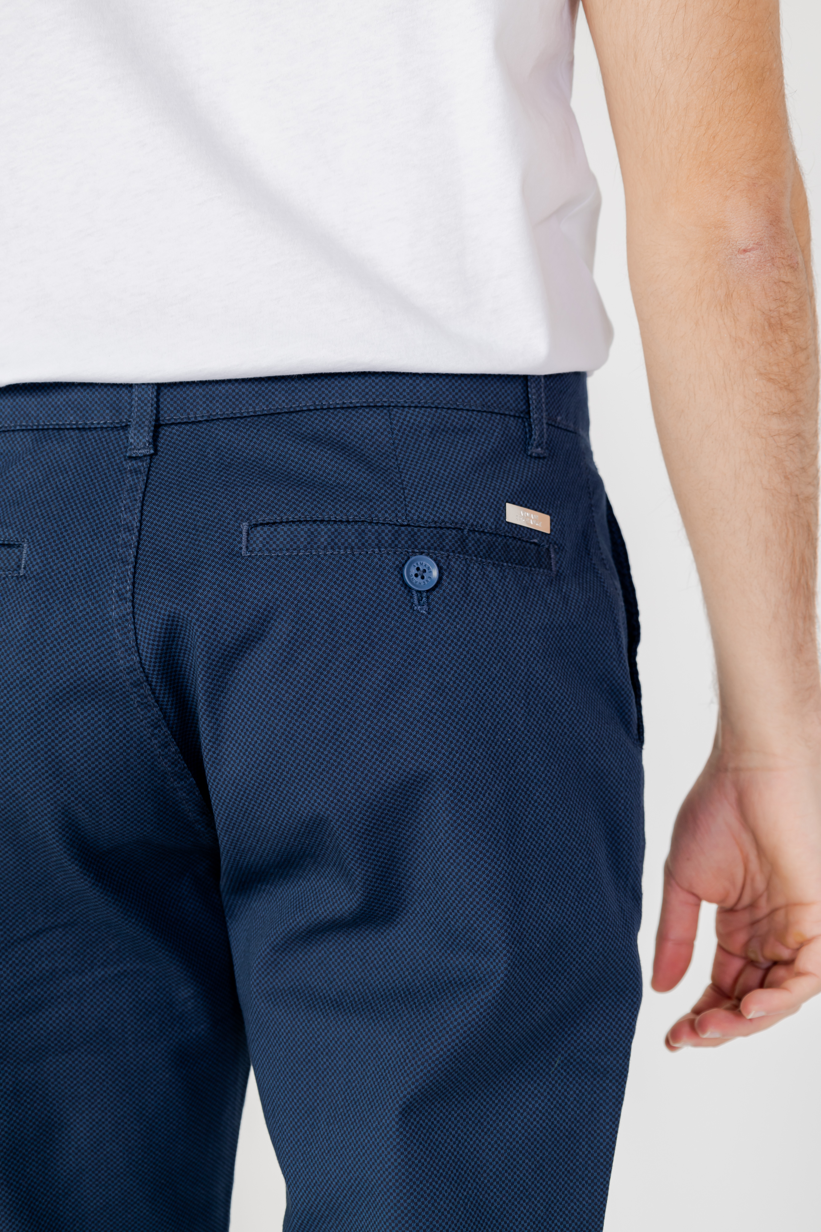 Armani Exchange Trousers 4
