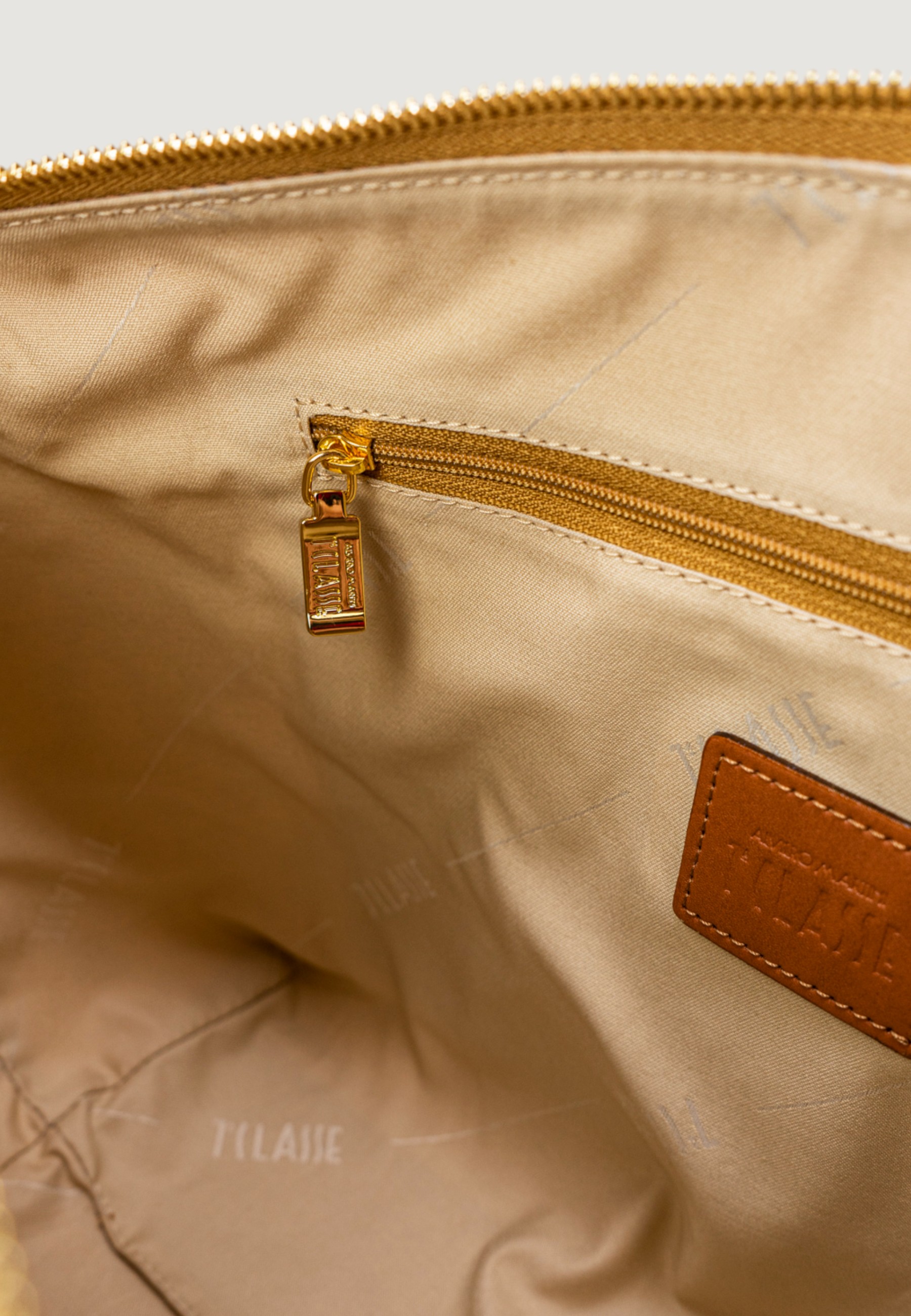 Alviero Martini Prima Classe Bag 3