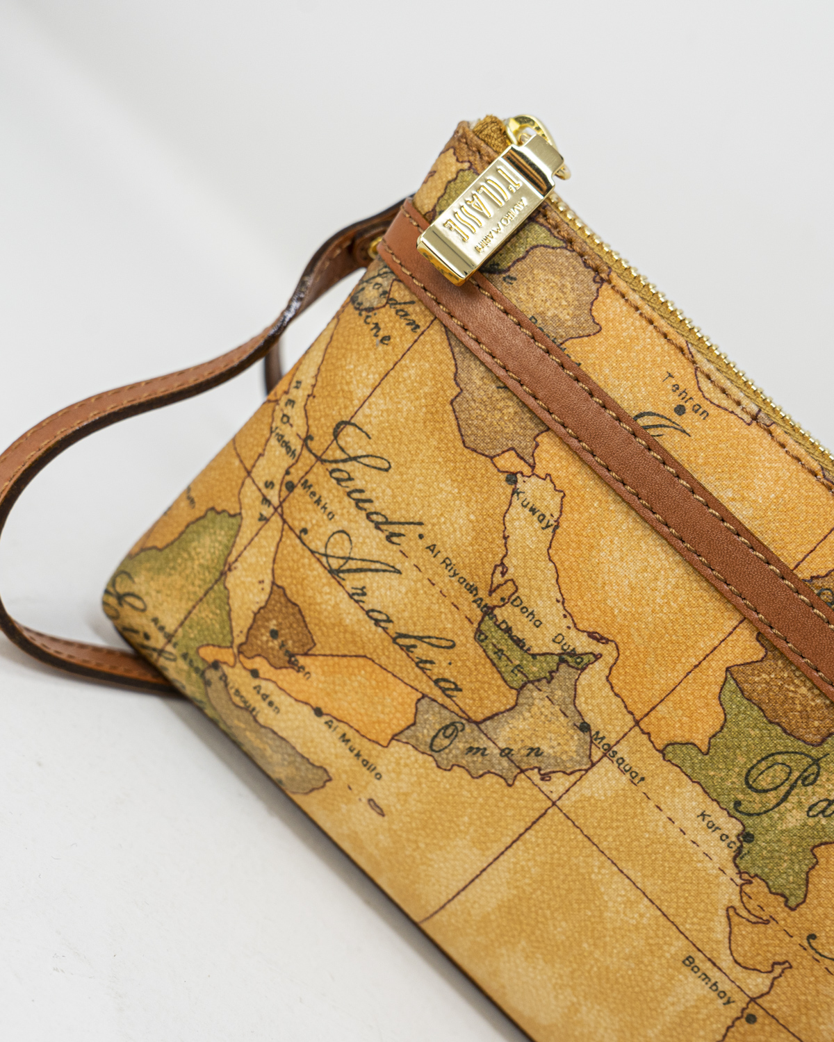 Alviero Martini Prima Classe Bag 5