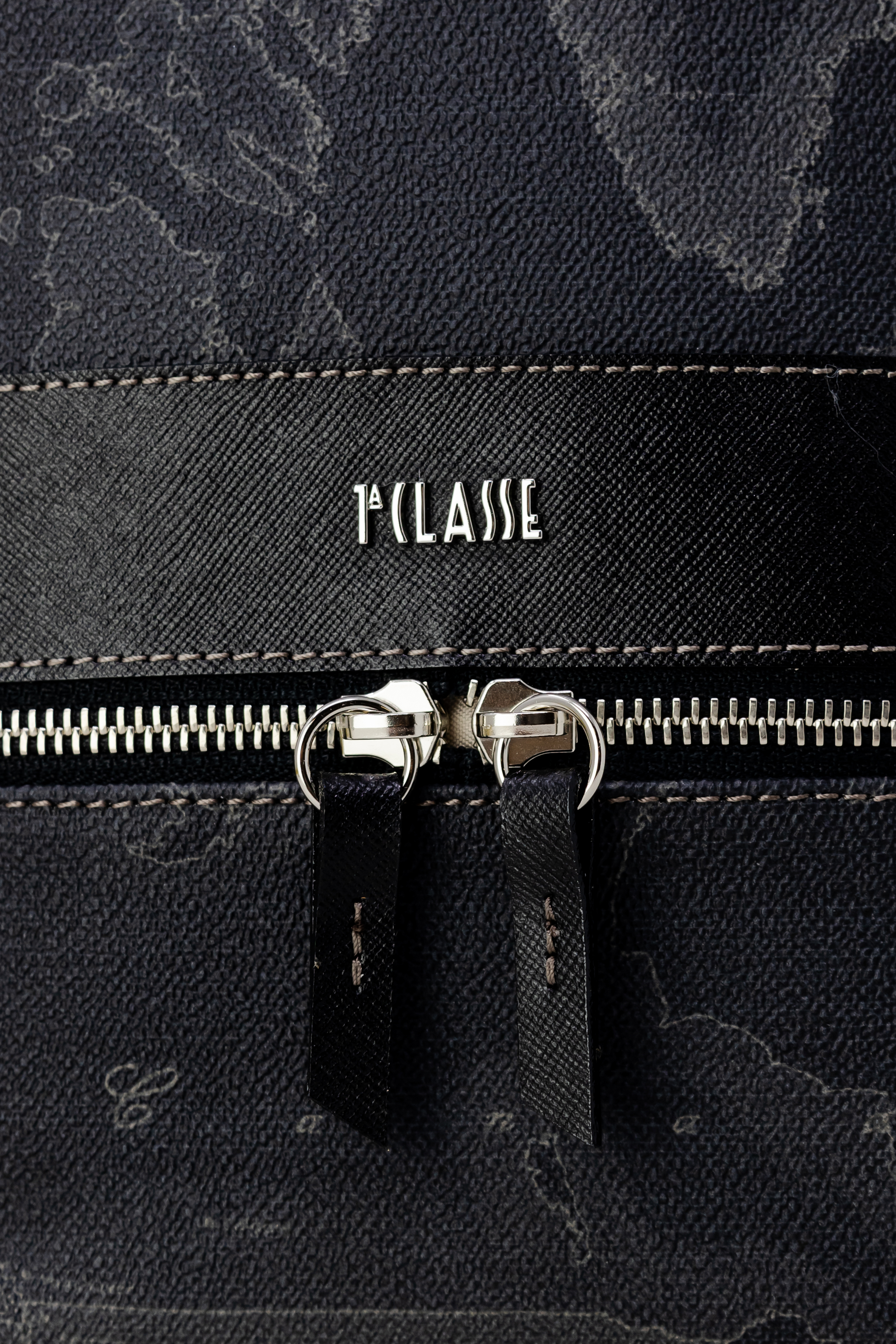 Alviero Martini Prima Classe  Women Bag