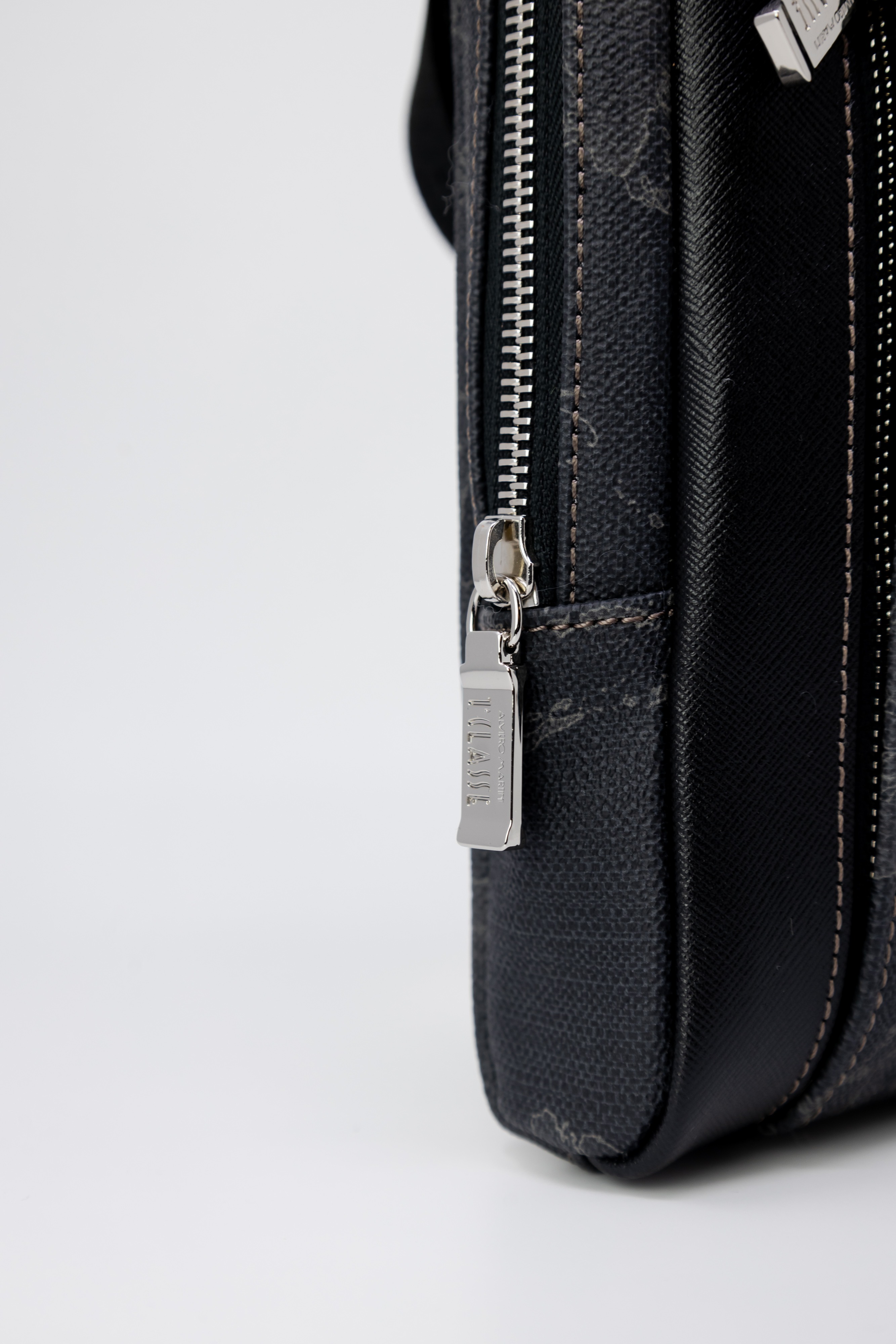 Alviero Martini Prima Classe Bag 5