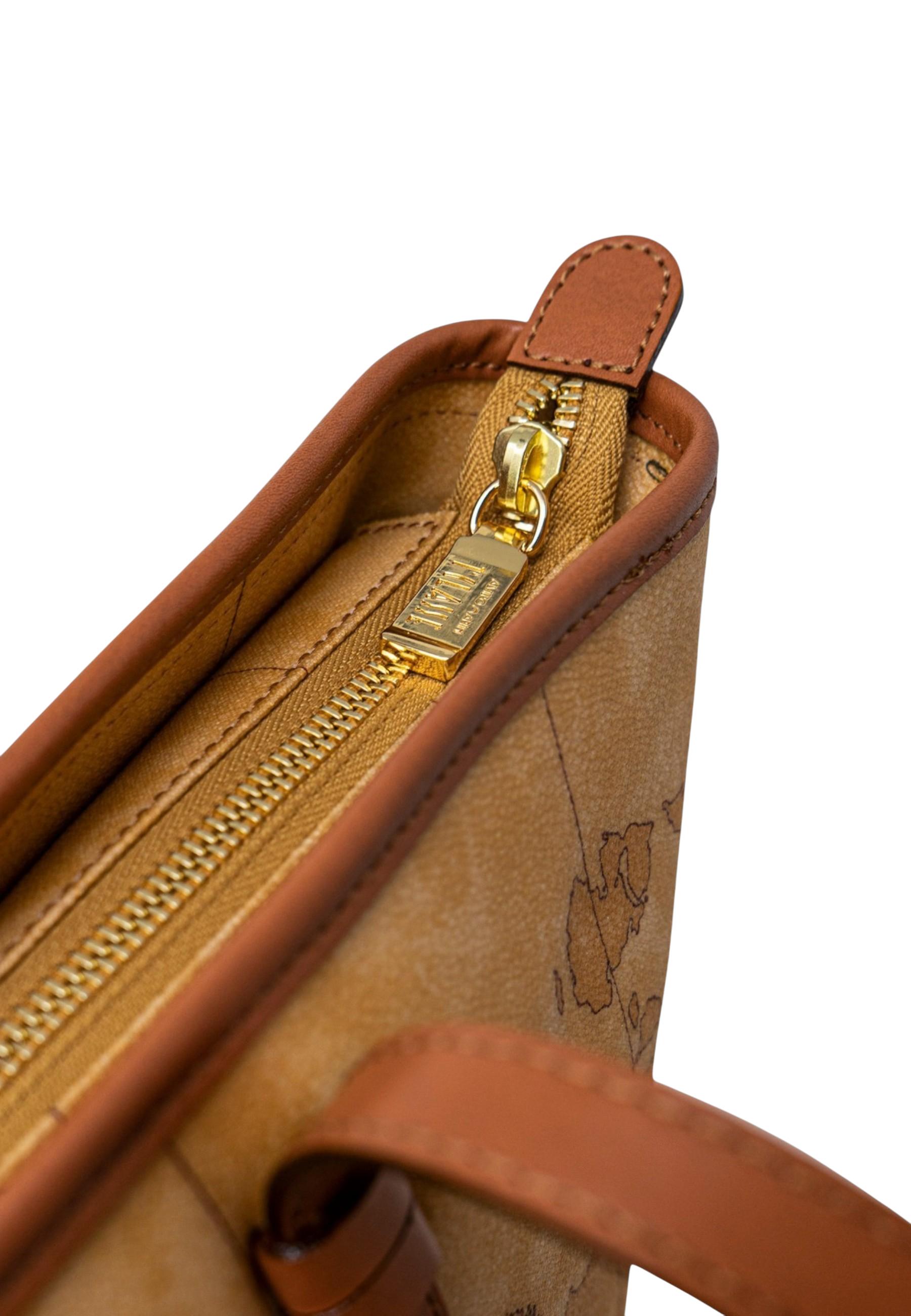 Alviero Martini Prima Classe Bag 5