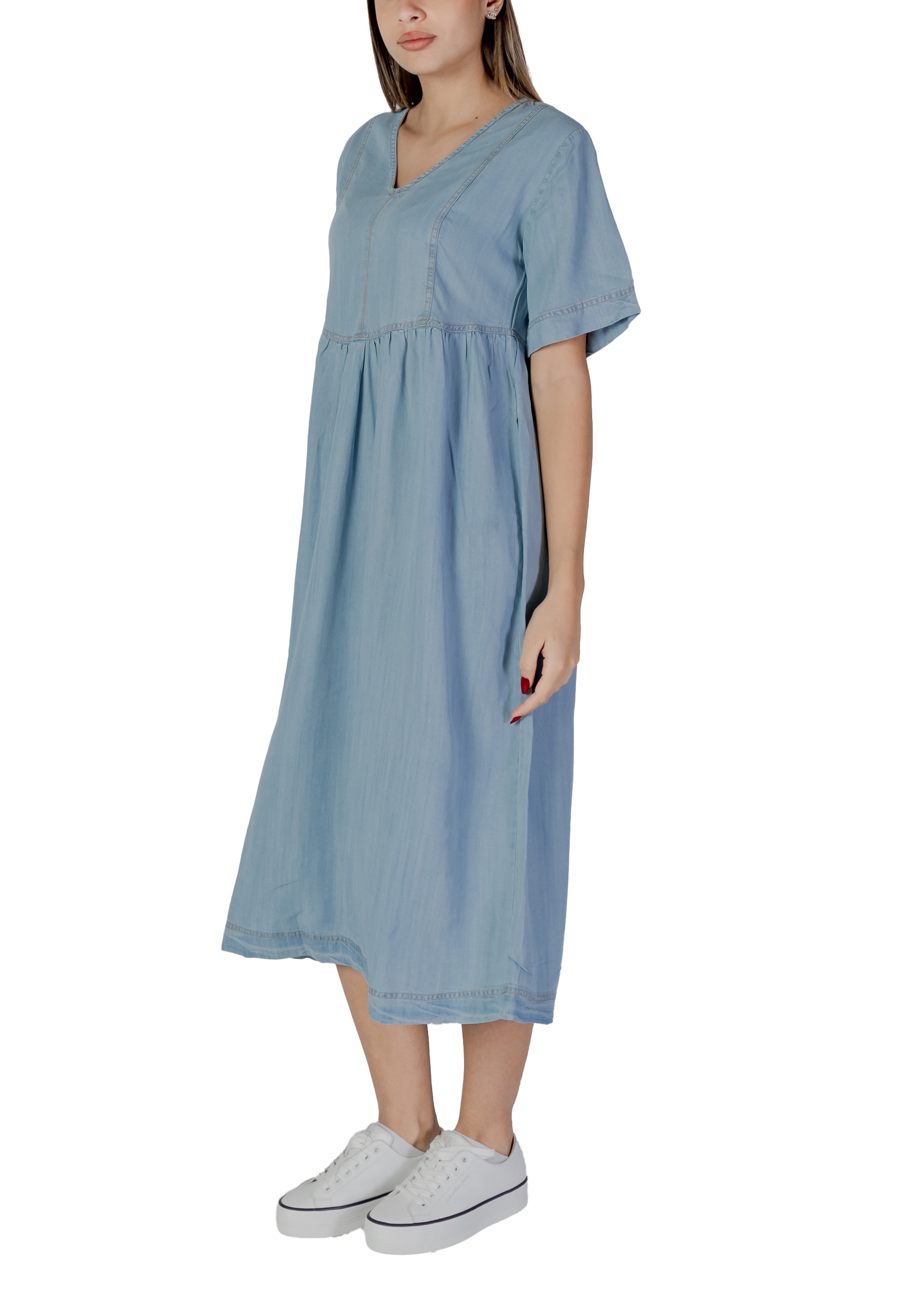 B.young Dress 4