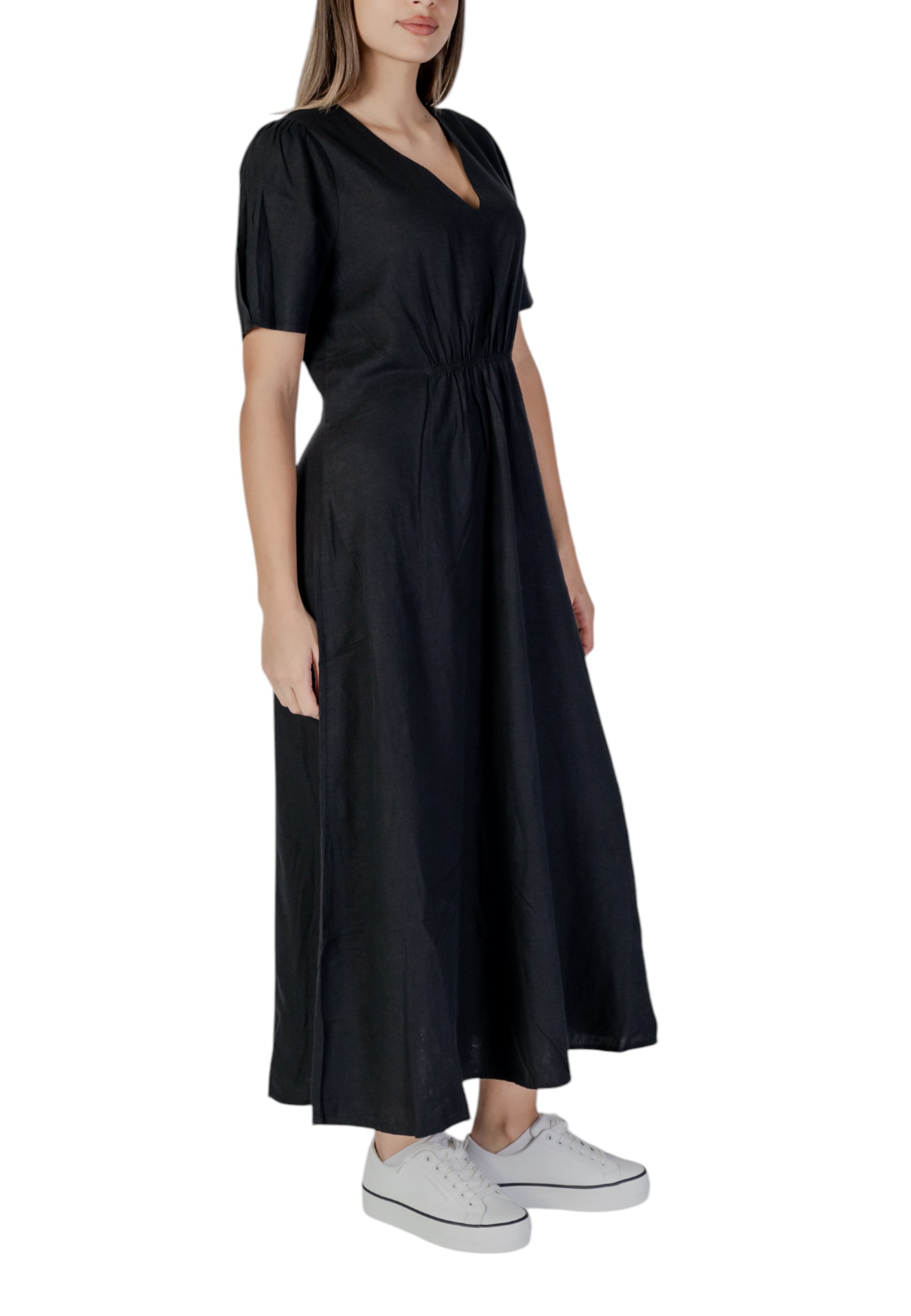 B.young Dress 4