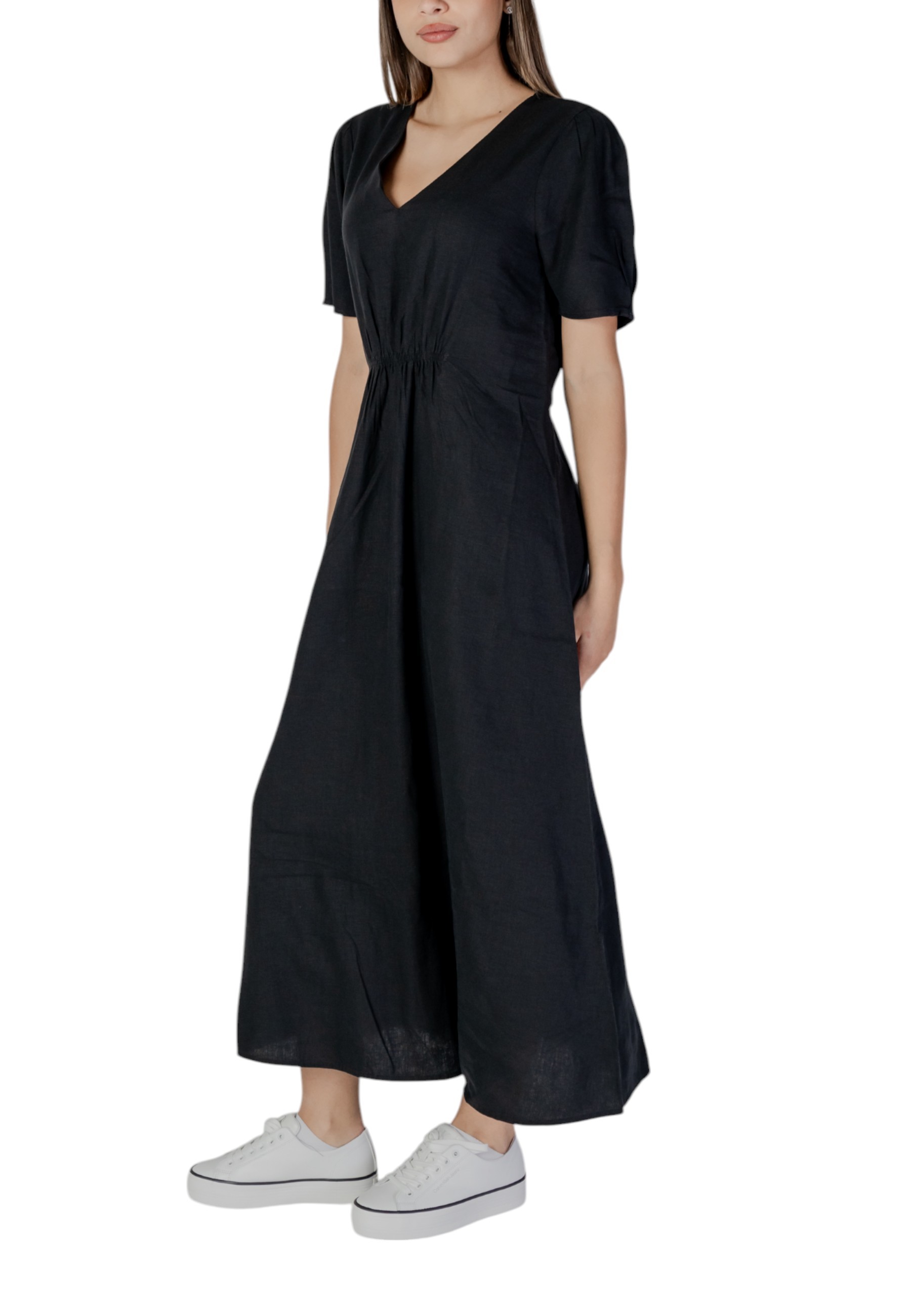 B.young Dress 3
