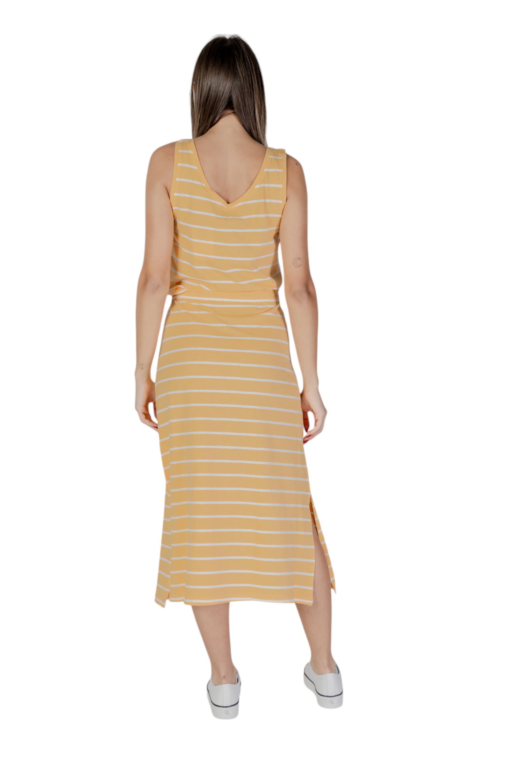 B.young Dress 4