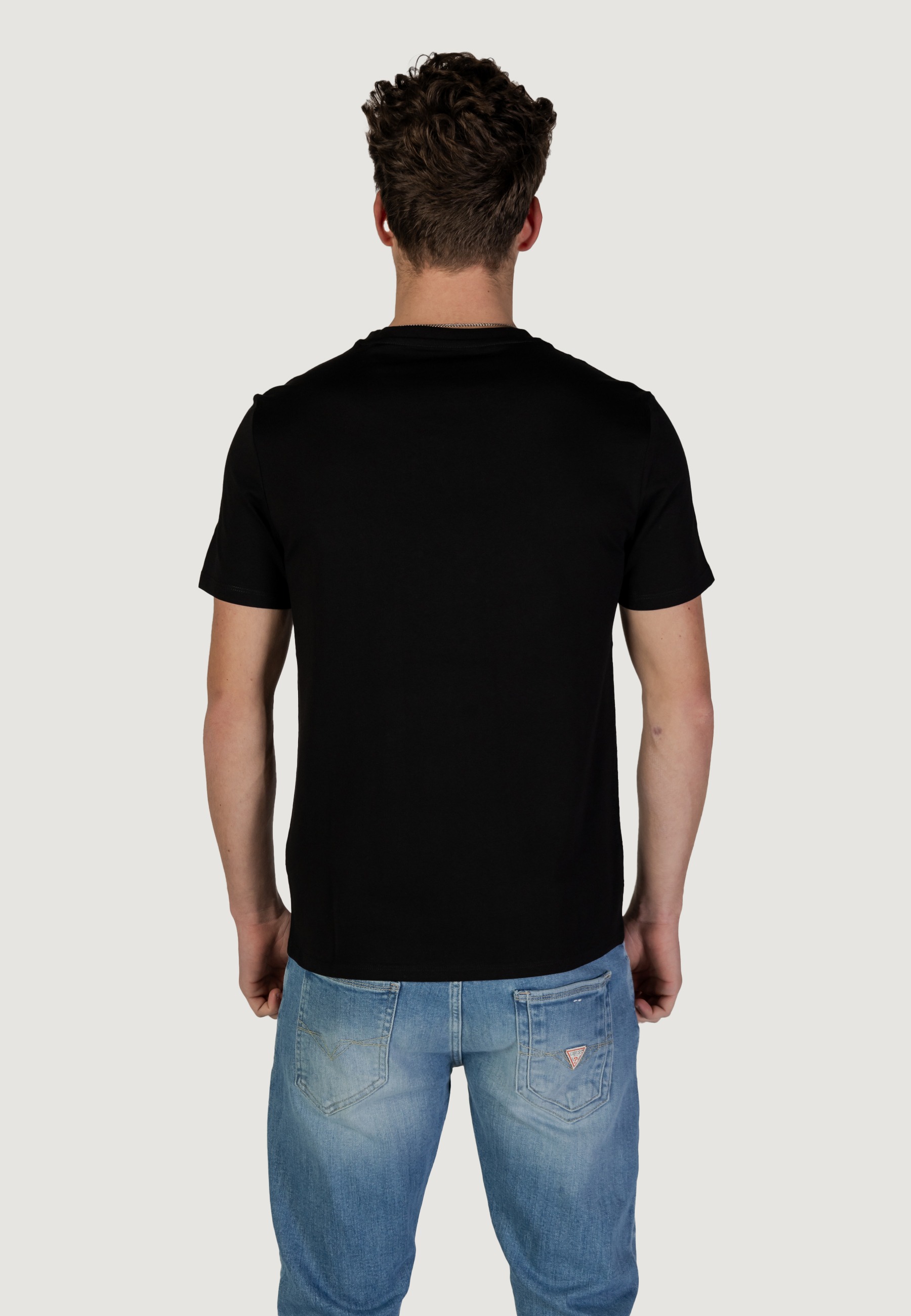 Guess Men T-Shirt