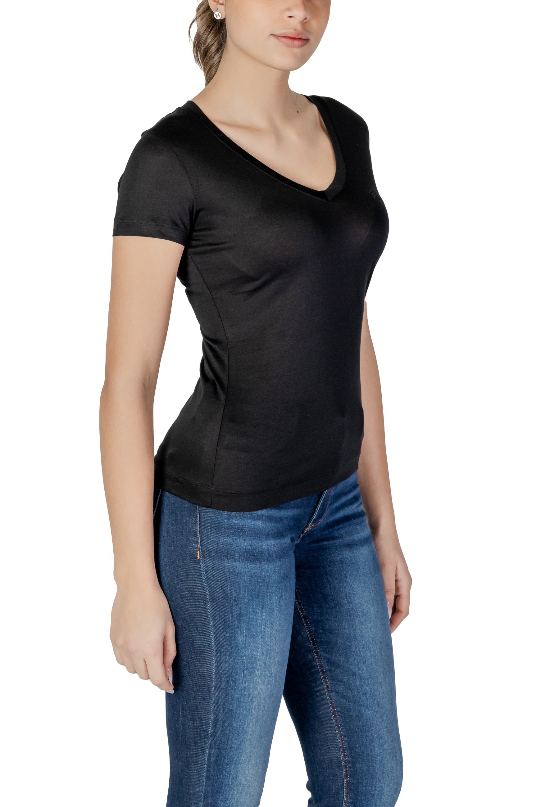 Guess T-Shirt 9