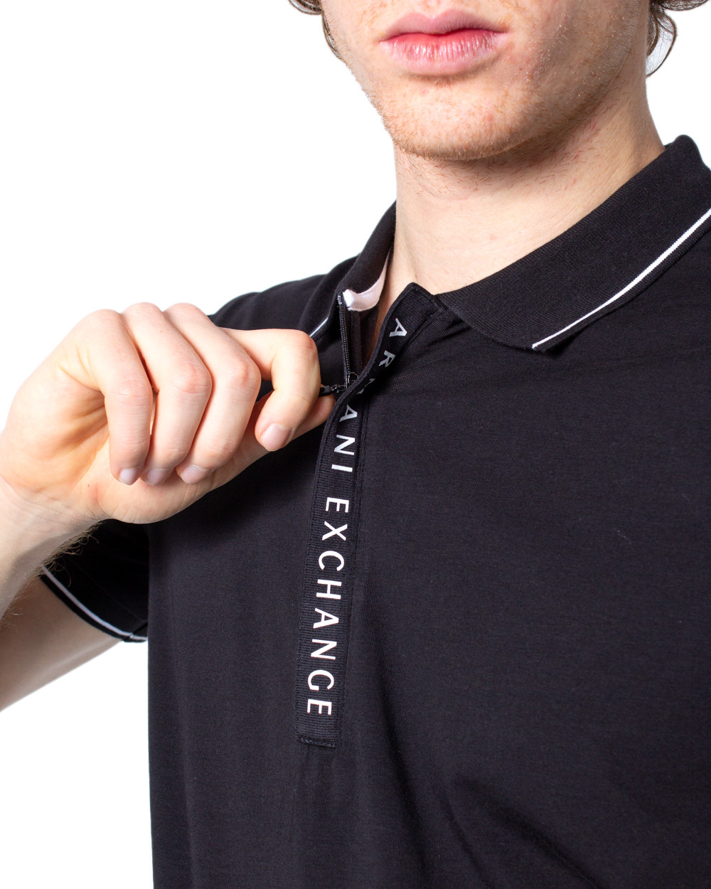 Polo Armani Exchange negro logo