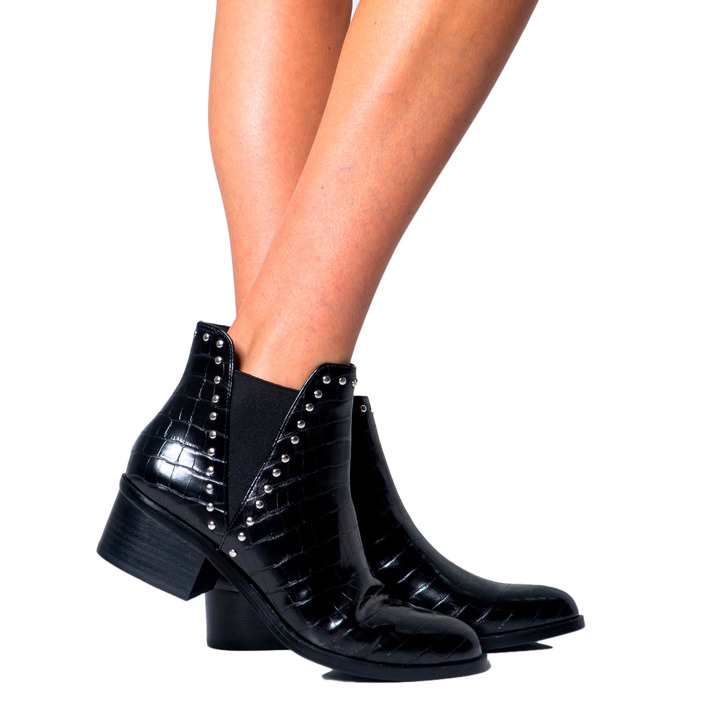 steve madden boots short