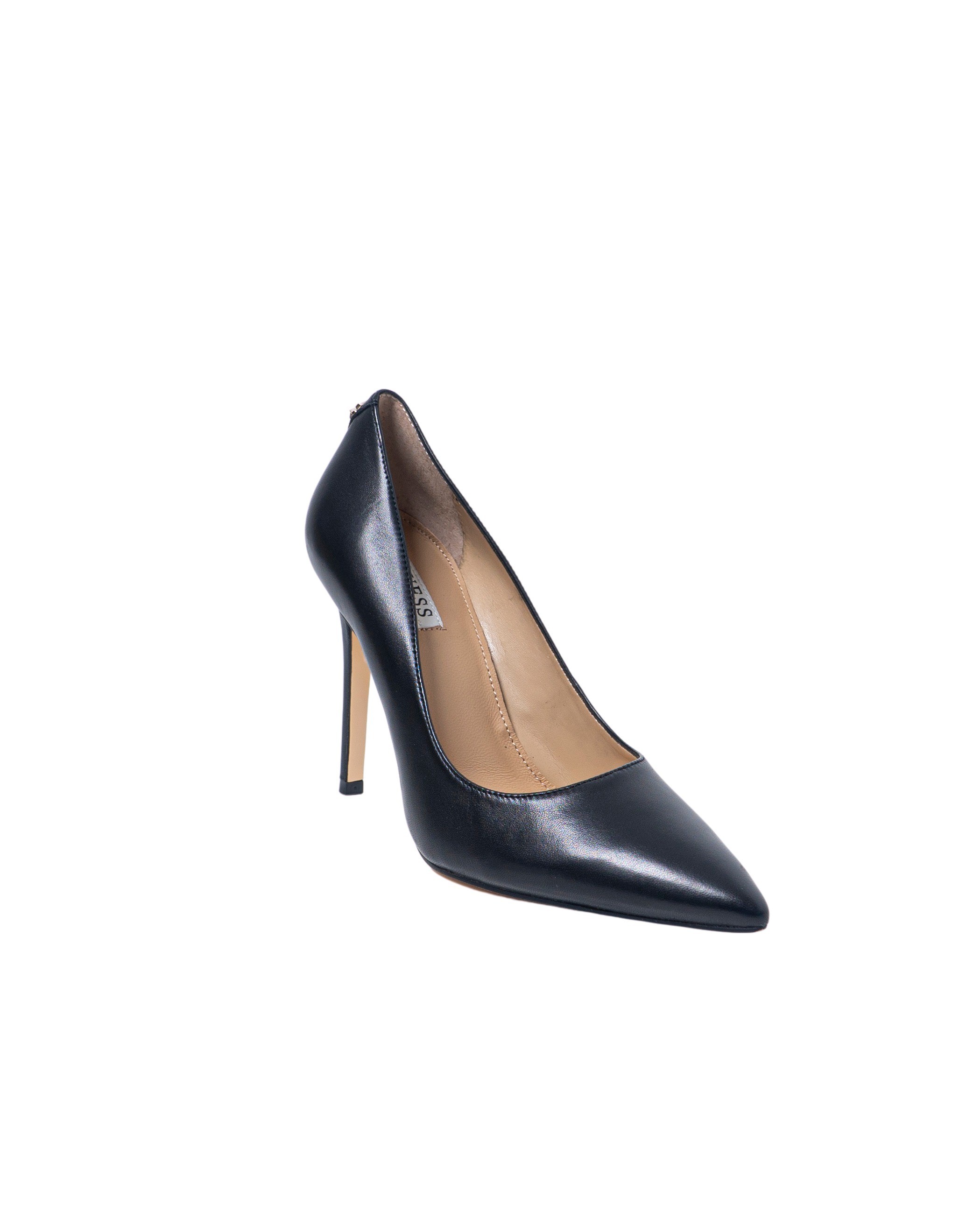 guess pumps black